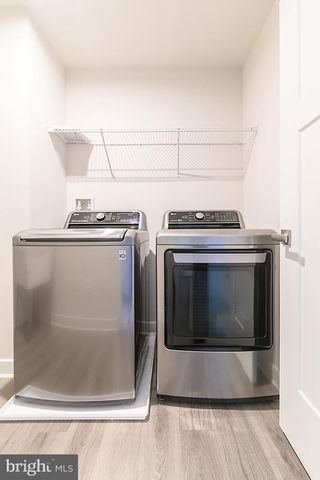 527 SWANSEA DR, Middletown, DE 19709