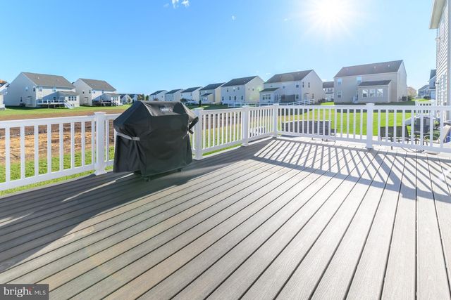 527 SWANSEA DR, Middletown, DE 19709