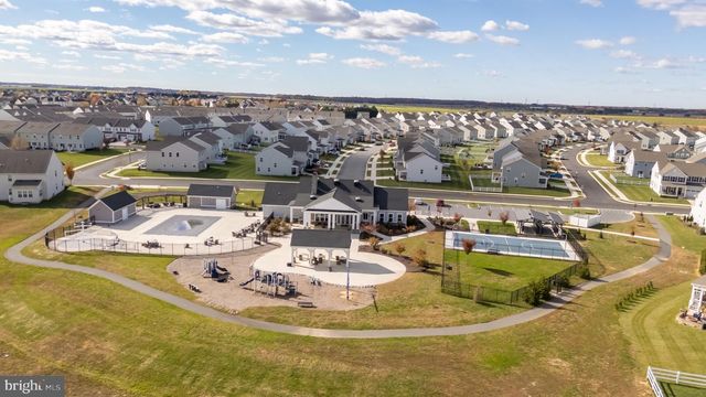 527 SWANSEA DR, Middletown, DE 19709