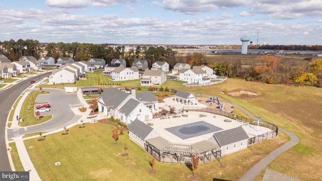 527 SWANSEA DR, Middletown, DE 19709