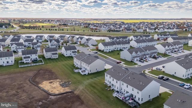 527 SWANSEA DR, Middletown, DE 19709