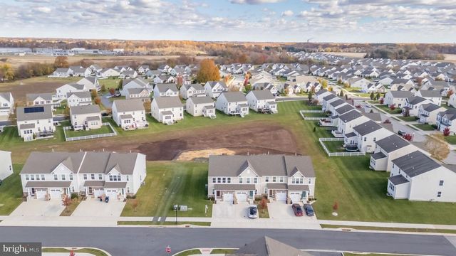 527 SWANSEA DR, Middletown, DE 19709