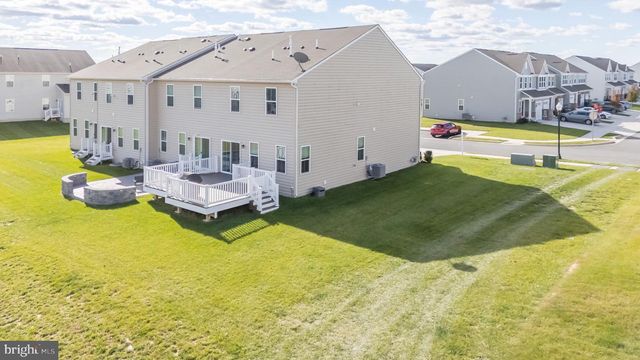 527 SWANSEA DR, Middletown, DE 19709