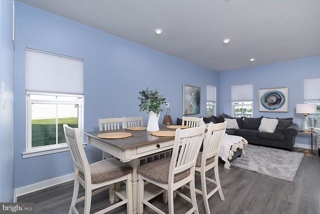 527 SWANSEA DR, Middletown, DE 19709