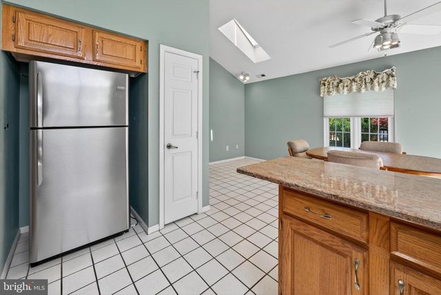 732 CASCADE DR N, Mount Laurel, NJ 08054