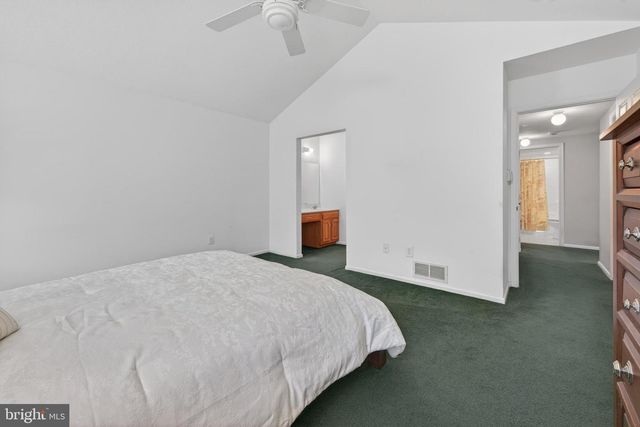 732 CASCADE DR N, Mount Laurel, NJ 08054