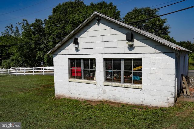1148 GROSSER RD, Gilbertsville, PA 19525
