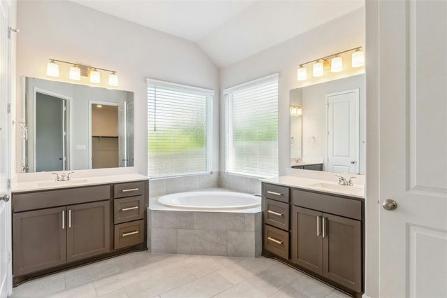 1117 Blue Oak BLVD, San Marcos, TX 78666