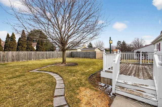 4085 2 Mile Road, Bay City, MI 48706