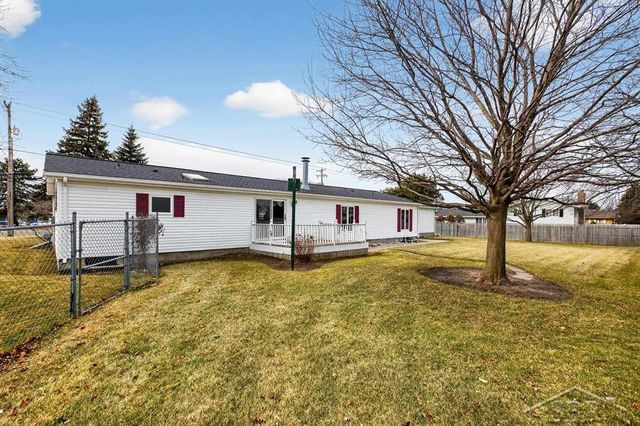 4085 2 Mile Road, Bay City, MI 48706