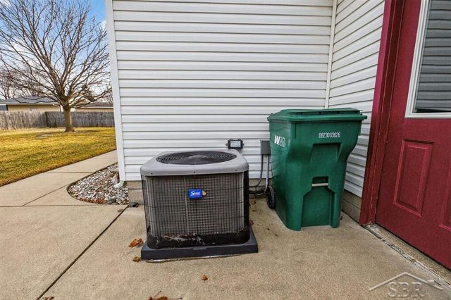 4085 2 Mile Road, Bay City, MI 48706