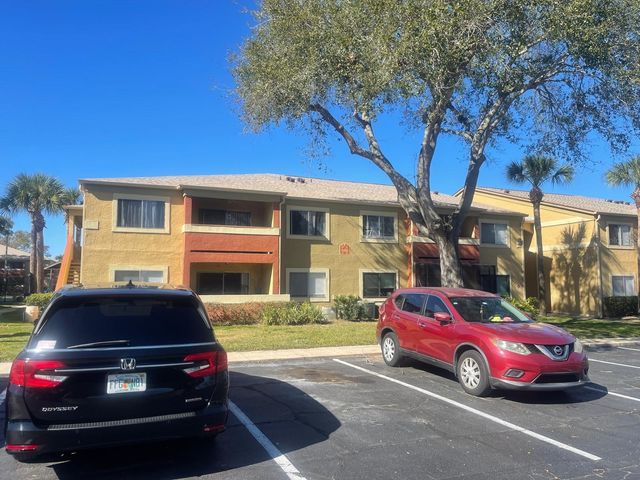 646 KENWICK CIRCLE 205, Casselberry, FL 32707