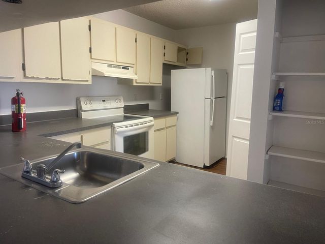 646 KENWICK CIRCLE 205, Casselberry, FL 32707