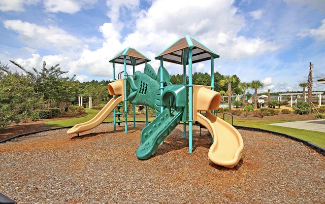 280 Witch Hazel Street, Summerville, SC 29486