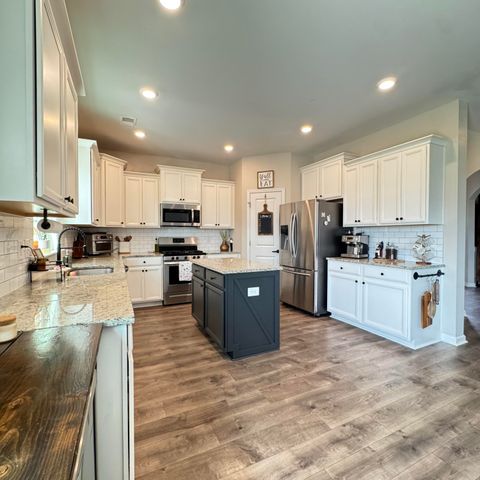 280 Witch Hazel Street, Summerville, SC 29486