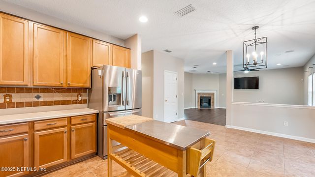 1618 TIMBER CROSSING Lane, Jacksonville, FL 32225