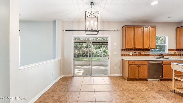 1618 TIMBER CROSSING Lane, Jacksonville, FL 32225