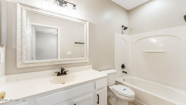 1618 TIMBER CROSSING Lane, Jacksonville, FL 32225