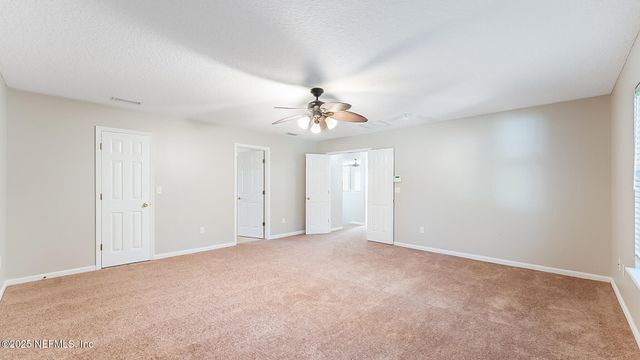 1618 TIMBER CROSSING Lane, Jacksonville, FL 32225