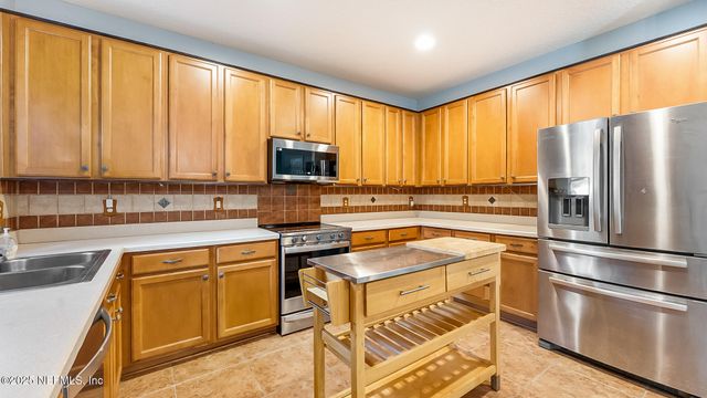 1618 TIMBER CROSSING Lane, Jacksonville, FL 32225