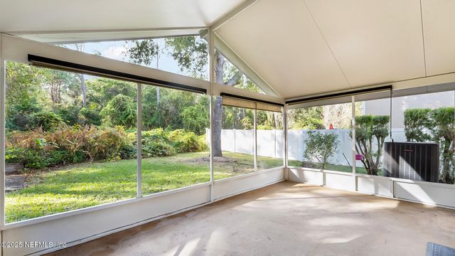 1618 TIMBER CROSSING Lane, Jacksonville, FL 32225