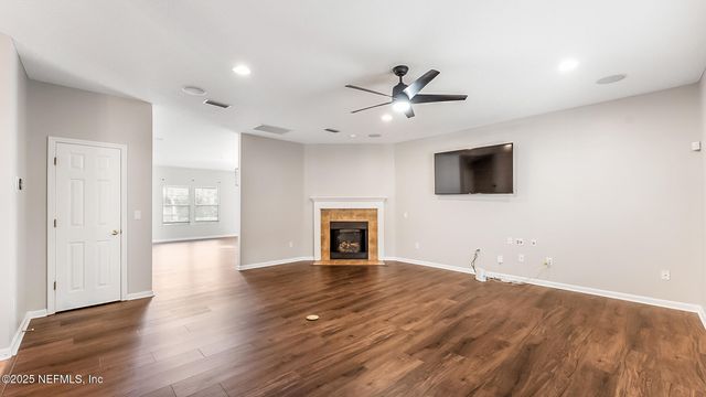 1618 TIMBER CROSSING Lane, Jacksonville, FL 32225