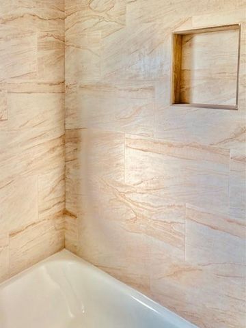 1214 Des Jardines Street FRONT, Houston, TX 77023