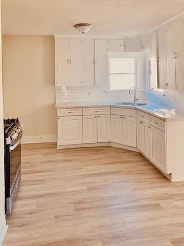 1214 Des Jardines Street FRONT, Houston, TX 77023