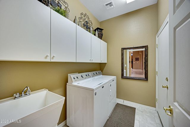 42333 W BLUE SUEDE SHOES Lane, Maricopa, AZ 85138