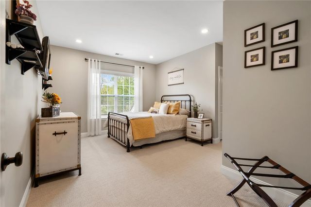 6436 Fox Glove Lane, Upper Saucon Twp, PA 18034