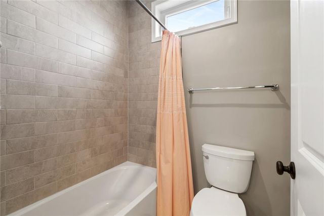 6436 Fox Glove Lane, Upper Saucon Twp, PA 18034