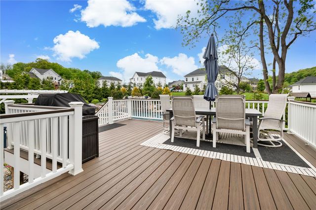 6436 Fox Glove Lane, Upper Saucon Twp, PA 18034