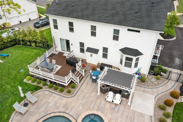 6436 Fox Glove Lane, Upper Saucon Twp, PA 18034