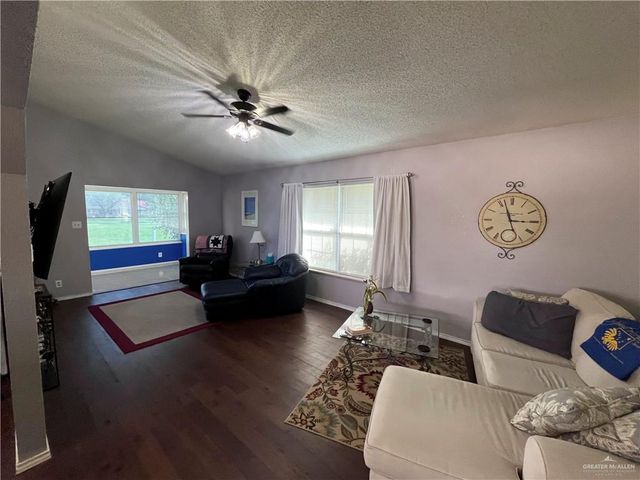 840 Santa Anna Drive, Alamo, TX 78516