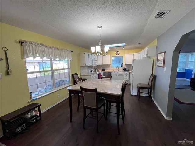 840 Santa Anna Drive, Alamo, TX 78516