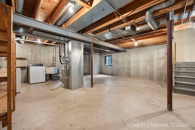 526 E Highland Avenue, Villa Park, IL 60181