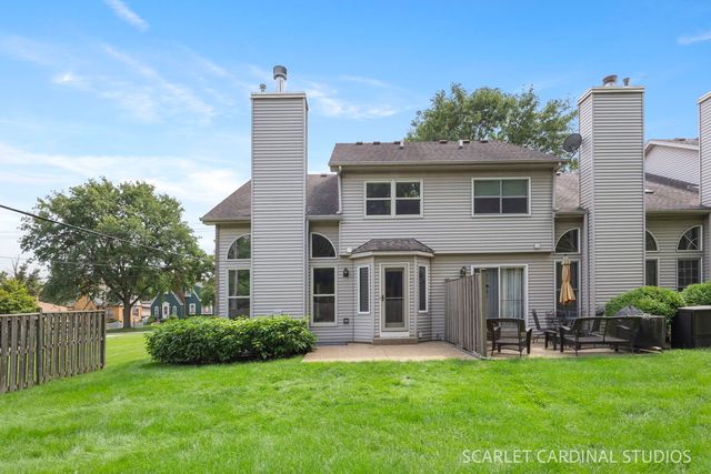 526 E Highland Avenue, Villa Park, IL 60181