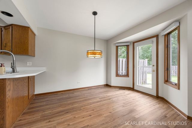 526 E Highland Avenue, Villa Park, IL 60181
