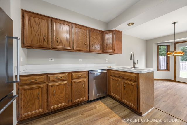 526 E Highland Avenue, Villa Park, IL 60181