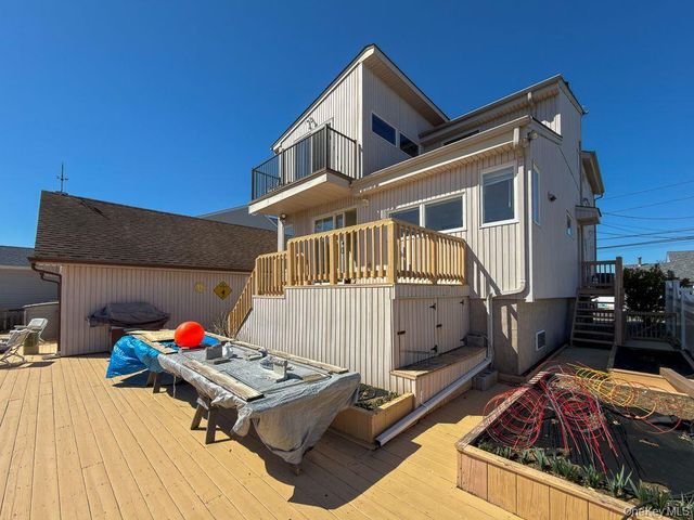 2591 Island Channel Road, Seaford, NY 11783