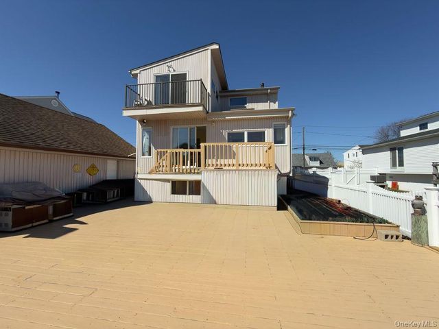 2591 Island Channel Road, Seaford, NY 11783