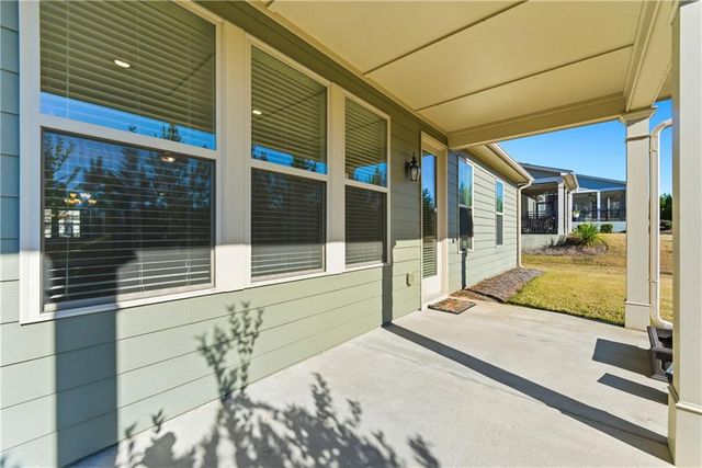 321 Cottonwood Circle, Peachtree City, GA 30269