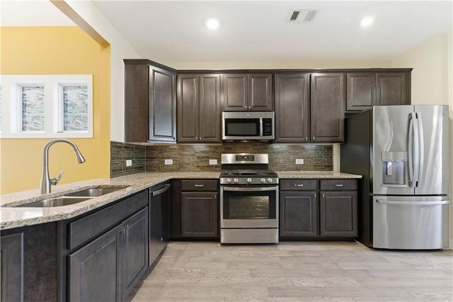 321 Cottonwood Circle, Peachtree City, GA 30269