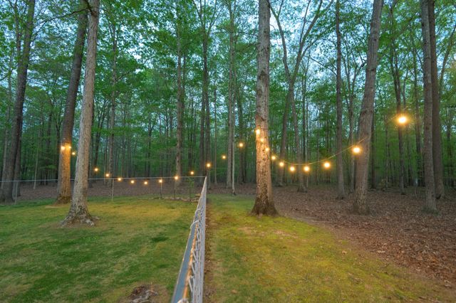 750 Davis Spring Rd, Tullahoma, TN 37388