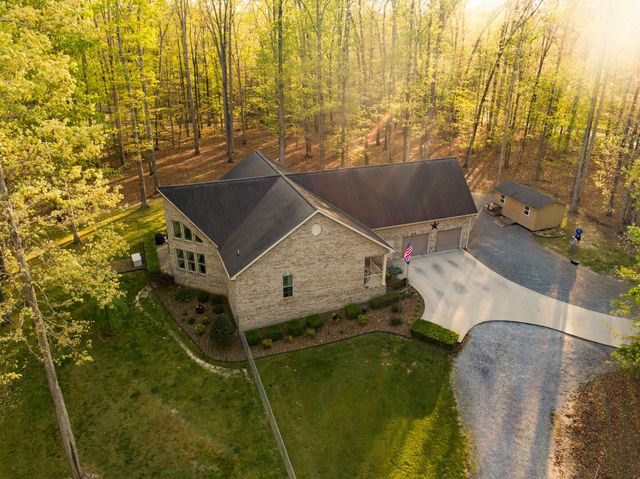 750 Davis Spring Rd, Tullahoma, TN 37388