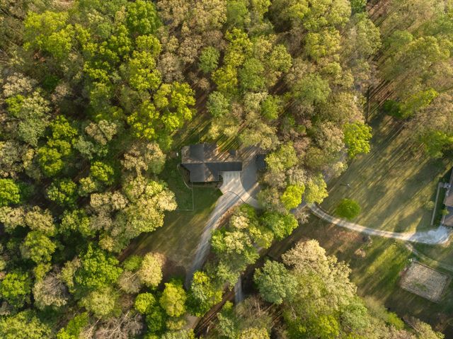 750 Davis Spring Rd, Tullahoma, TN 37388