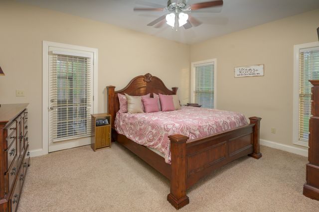 750 Davis Spring Rd, Tullahoma, TN 37388