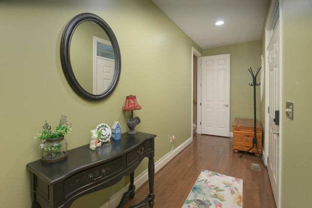 750 Davis Spring Rd, Tullahoma, TN 37388