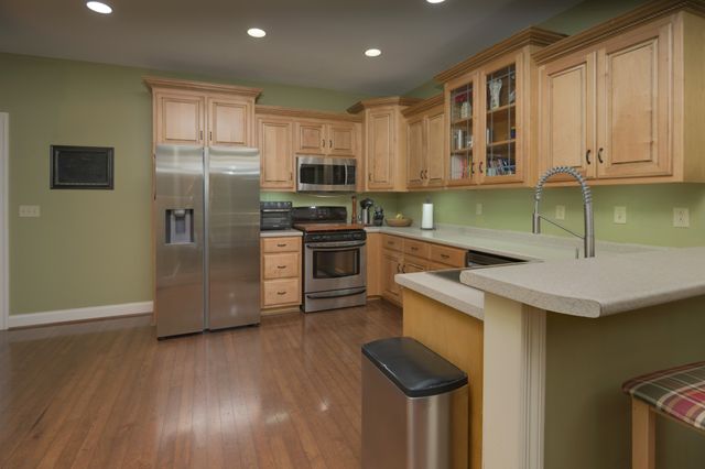 750 Davis Spring Rd, Tullahoma, TN 37388