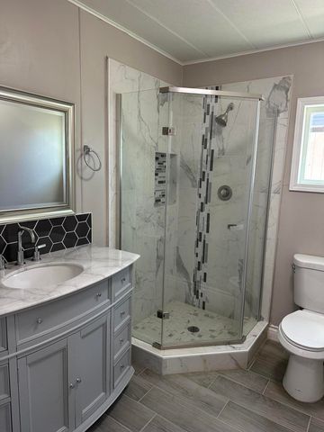 720 E Worth Space 76 Avenue, Porterville, CA 93257